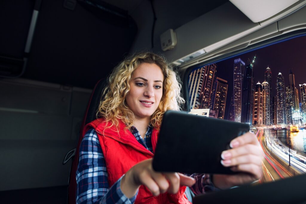 Digitale Mobilität im Unternehmen: Warum effizientes Flottenmanagement immer wichtiger wird Digitale Mobilität im Unternehmen Warum effizientes Flottenmanagement immer wichtiger wird